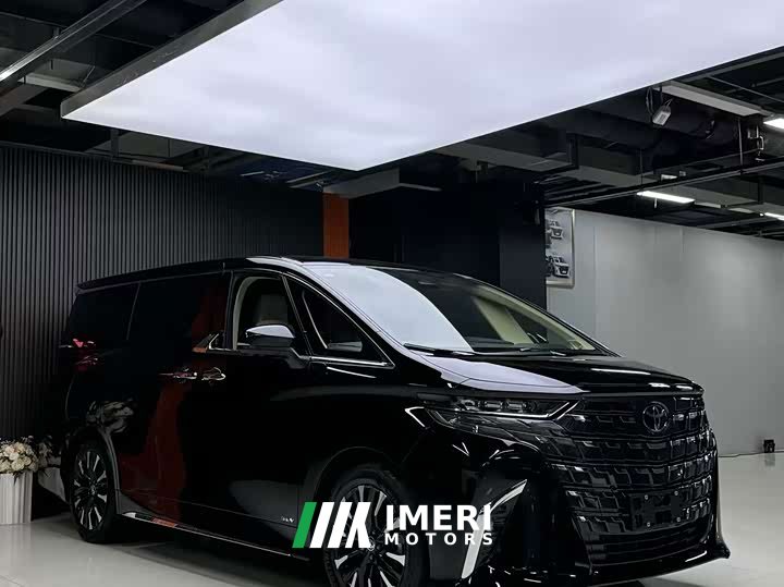 Toyota Alphard Hybrid 2.5L Premium Edition