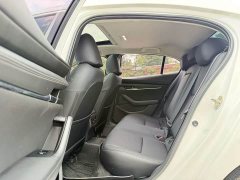Mazda3 Axela 2.0L Automatic Elegant Edition - ფოტო 9