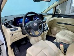 Buick GL8 ES Luxe Enjoyment Edition - ფოტო 17