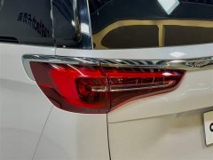 Buick GL8 ES Luxe Enjoyment Edition - ფოტო 9
