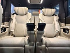 Toyota Alphard Hybrid 2.5L Premium Edition - ფოტო 11