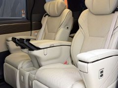 Toyota Alphard Hybrid 2.5L Premium Edition - ფოტო 13