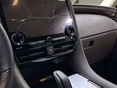 Toyota Alphard Hybrid 2.5L Premium Edition - ფოტო 16
