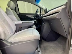 Buick GL8 Luzun Respect Edition - ფოტო 18