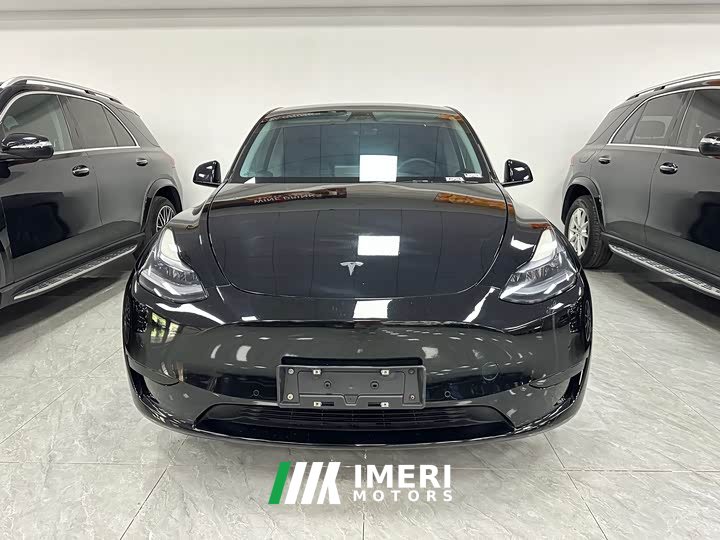 Tesla Model Y Facelift Rear-Wheel Drive
