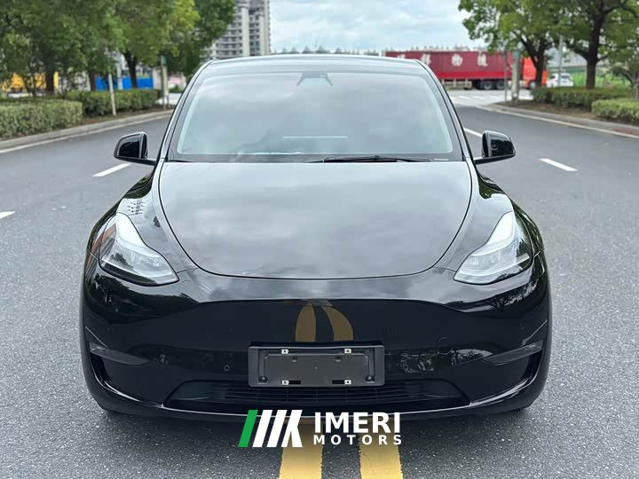 Tesla Model Y Facelift Long Range All-Wheel Drive