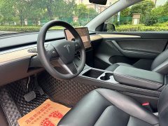 Tesla Model Y Rear-Wheel Drive - ფოტო 4