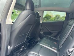 Tesla Model Y Rear-Wheel Drive - ფოტო 5