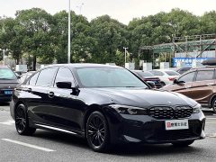 BMW 3 Series 325Li M Sport Night Edition Package - ფოტო 3