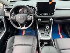 Toyota Venza 2021 2.0L CVT AWD Luxury - ფოტო 12