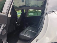 Tesla Model Y Long Range All-Wheel Drive - ფოტო 6