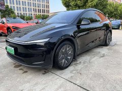 Tesla Model Y L Long Range All-Wheel Drive - ფოტო 1