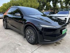Tesla Model Y L Long Range All-Wheel Drive - ფოტო 3