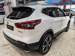 Nissan Qashqai 2.0L CVT XV Premium Night Edition - ფოტო 6
