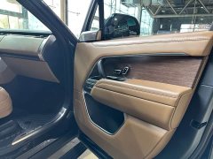 Land Rover Range Rover 3.0L V6 400PS Genesis Extended Wheelbase - ფოტო 10