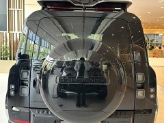Land Rover Defender 110 3.0T Dark Edition - ფოტო 9
