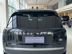 Land Rover Range Rover 3.0 L6 360PS SE Standard Wheelbase - ფოტო 7