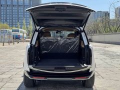 Land Rover Range Rover 3.0 L6 400PS Extended Wheelbase 7-Seater - ფოტო 7