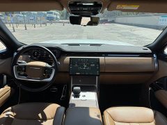 Land Rover Range Rover 3.0 L6 400PS Extended Wheelbase 7-Seater - ფოტო 9