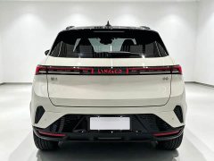 Lynk & Co Geely Lynk & Co 06 2026 Relive 1.5T Ultra - ფოტო 11