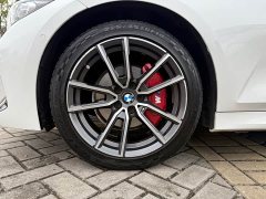 BMW 3 Series 325Li M Sport Package - ფოტო 5