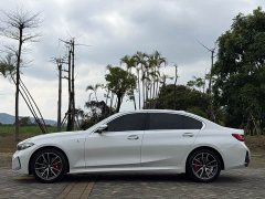 BMW 3 Series 325Li M Sport Package - ფოტო 6