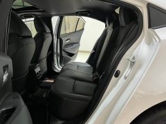 Toyota Corolla 1.8L CVT Luxury - ფოტო 9
