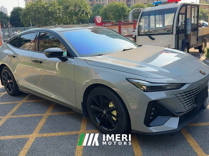 Changan UNI-V 1.5T Deluxe