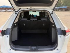 Honda Vezel 1.5L CVT Tech Edition - ფოტო 16