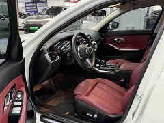 BMW 3 Series 320Li M Sport Package - ფოტო 6