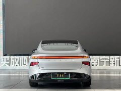 Xpeng P7 2020 670N - ფოტო 17