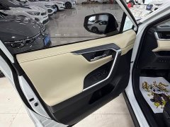 Toyota RAV4 2021 2.0L CVT AWD Fashion Plus Edition - ფოტო 10