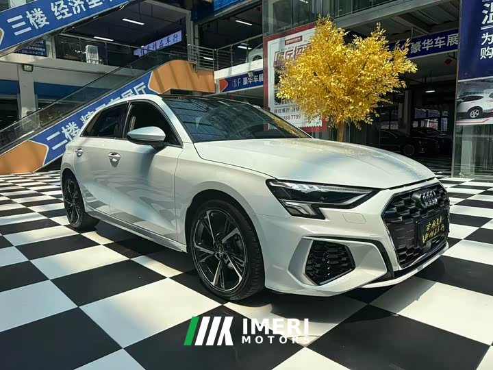 Audi A3 Sportback 35 TFSI Fashion Sport - ავტომობილი ჩინეთიდან