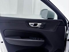 Volvo XC60 B5 AWD Smart Luxury Edition - ფოტო 14