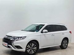 Mitsubishi Outlander 2021 2.4L AWD Enjoy Edition 7-Seater - ფოტო 1