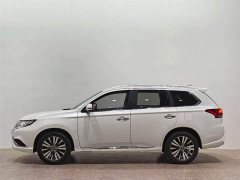 Mitsubishi Outlander 2021 2.4L AWD Enjoy Edition 7-Seater - ფოტო 3