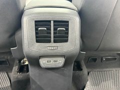 Volkswagen Touran 2023 200TSI DSG Smart Connected Edition - ფოტო 15