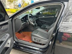 Volkswagen Passat 330TSI Starry Sky Elite - ფოტო 8