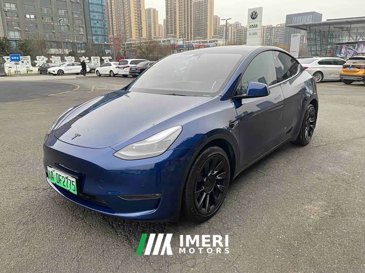 Tesla Model Y Facelift Long Range All-Wheel Drive