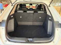 Honda Vezel 1.5L CVT Tech Edition - ფოტო 17