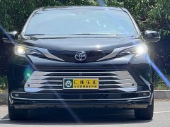 Toyota Sienna 2023 2.5L Hybrid Platinum Edition - ფოტო 1