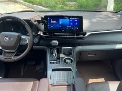 Toyota Sienna 2023 2.5L Hybrid Platinum Edition - ფოტო 11