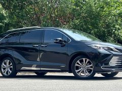 Toyota Sienna 2023 2.5L Hybrid Platinum Edition - ფოტო 3