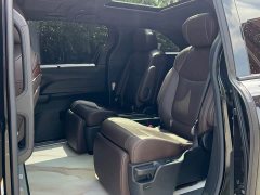 Toyota Sienna 2023 2.5L Hybrid Platinum Edition - ფოტო 8