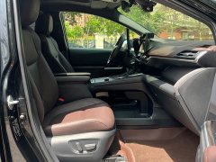 Toyota Sienna 2023 2.5L Hybrid Platinum Edition - ფოტო 9