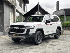 Toyota Land Cruiser (Imported) LC300 3.5T Automatic - ფოტო 1