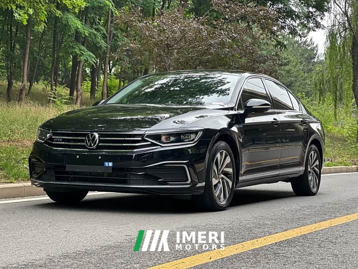 Volkswagen Magotan PHEV 2022 GTE Luxury - ავტომობილი ჩინეთიდან