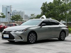 Lexus ES 2021 260 Excellence Edition - ფოტო 1