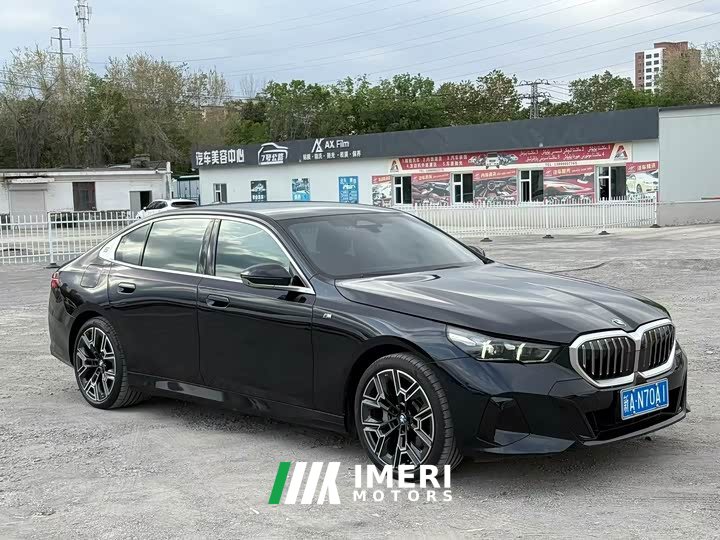BMW 5 Series 530Li Premier M Sport Package - ავტომობილი ჩინეთიდან