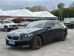 BMW 5 Series 530Li Premier M Sport Package - ფოტო 3